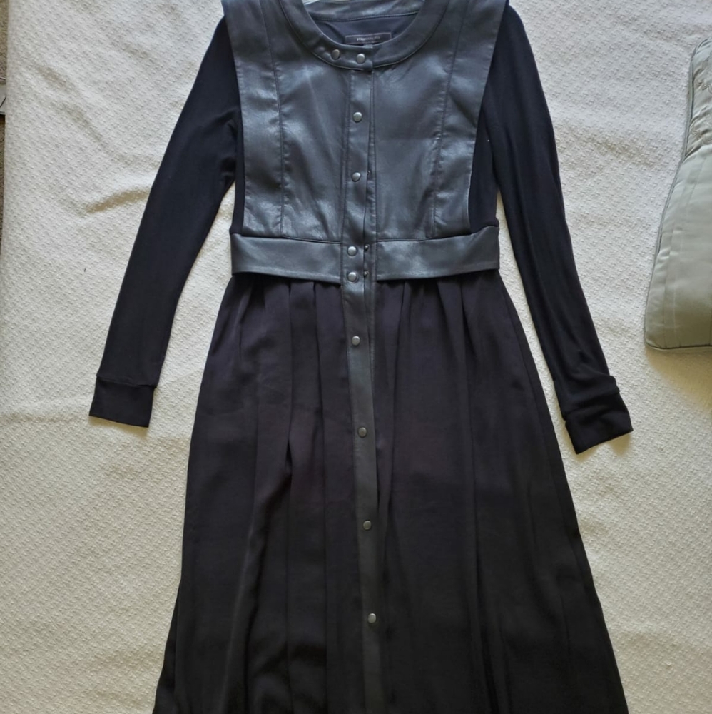 Bcbgmaxazria black dress